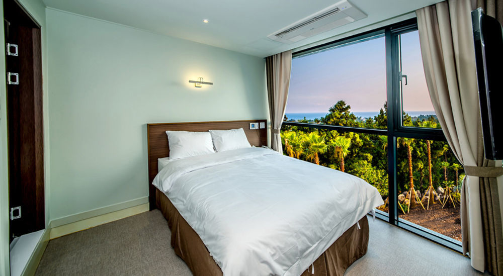 סאוגוויפו Sunrise Hotel Jungmun Branch מראה חיצוני תמונה