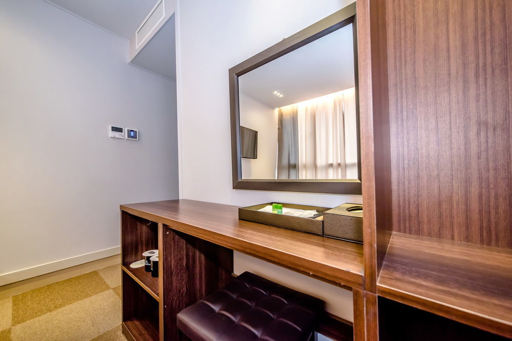 סאוגוויפו Sunrise Hotel Jungmun Branch מראה חיצוני תמונה