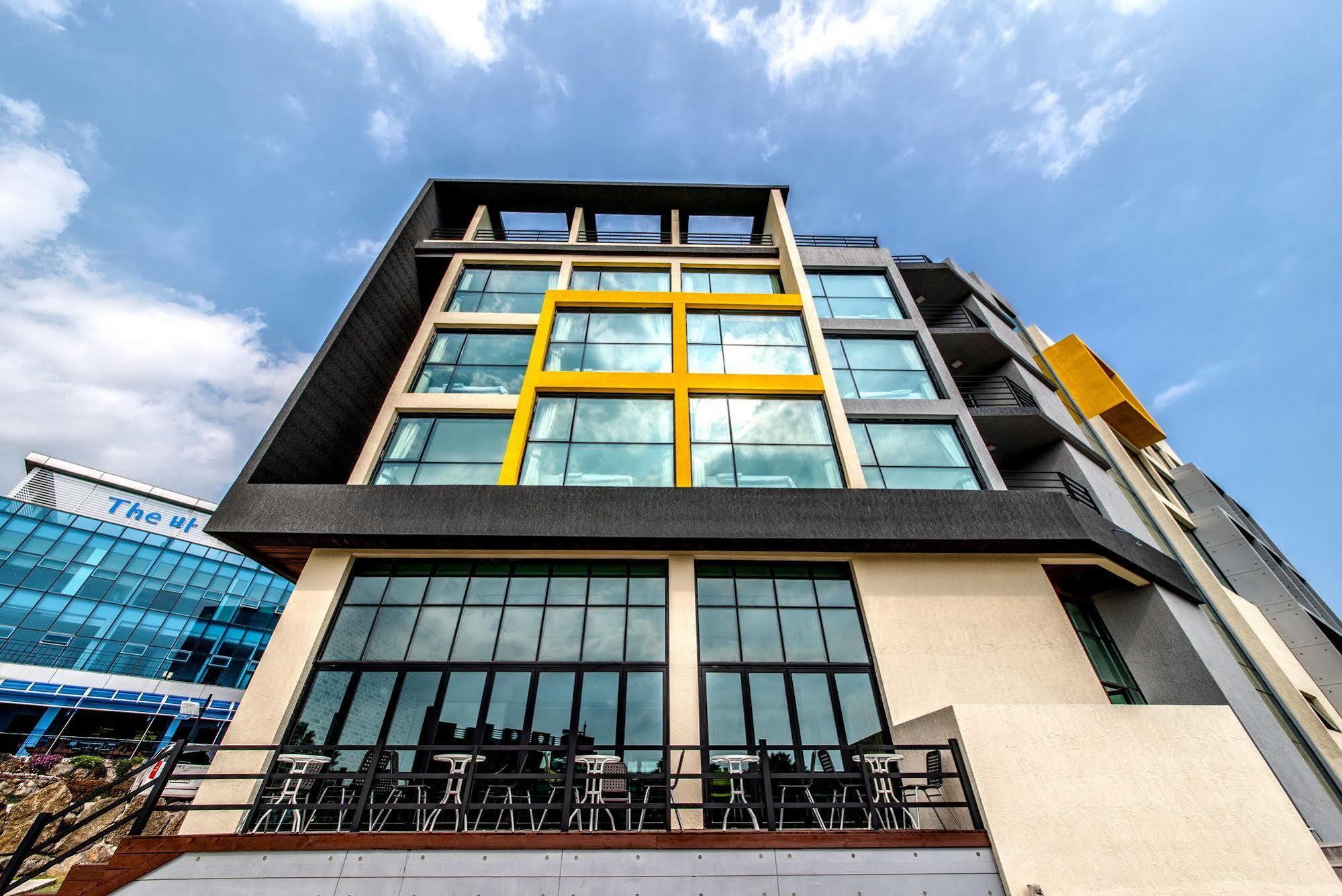 סאוגוויפו Sunrise Hotel Jungmun Branch מראה חיצוני תמונה